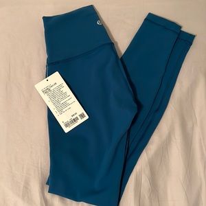 NWT Lululemon Wunder Train 28” in Capri Blue